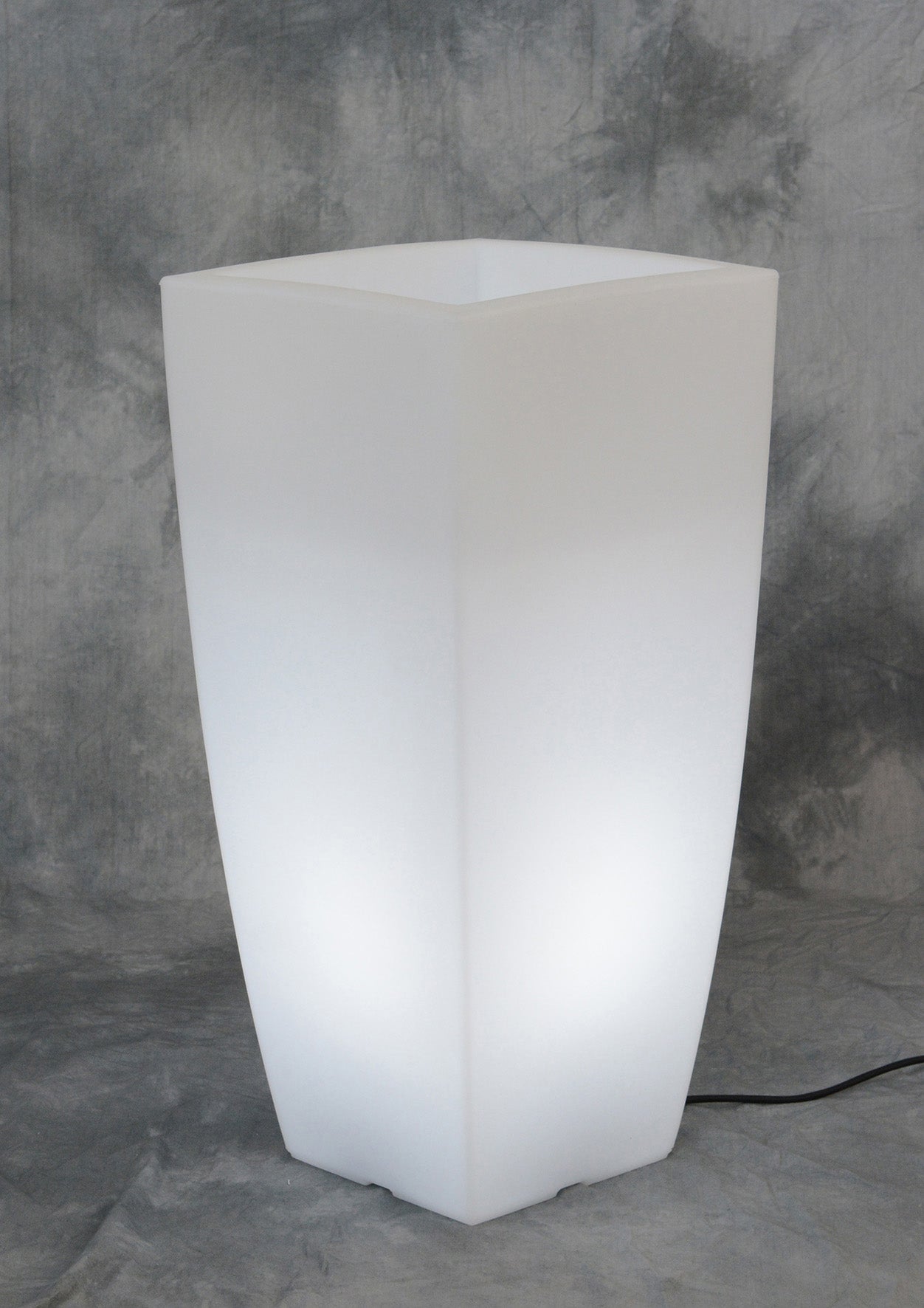 Q.TA' 1 VASO STILO SQUARE BRIGHT 40X40X90CM LUCE BIANCA