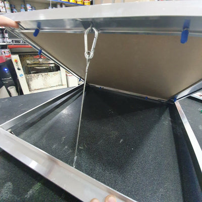 BOTOLA BOTOLE CARTONGESSO VARIE MIS.20x20,30x30,40x40,50x50,60x60 ALLUMINIO