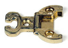 Q.TA' 10 CERNIERA P/MOBILI A0054 OTTONATA 32X26 MM