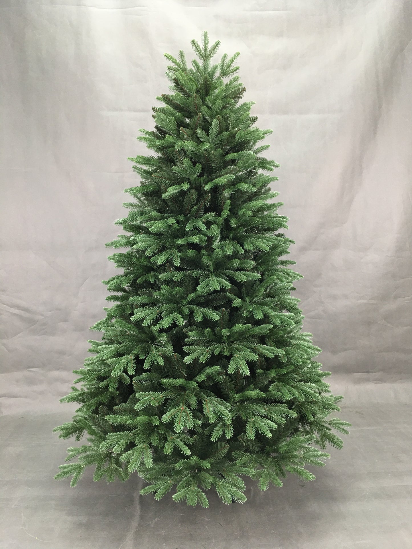 ALBERO DI NATALE GUBBIO PE/PVC 240CM 2432R 157D